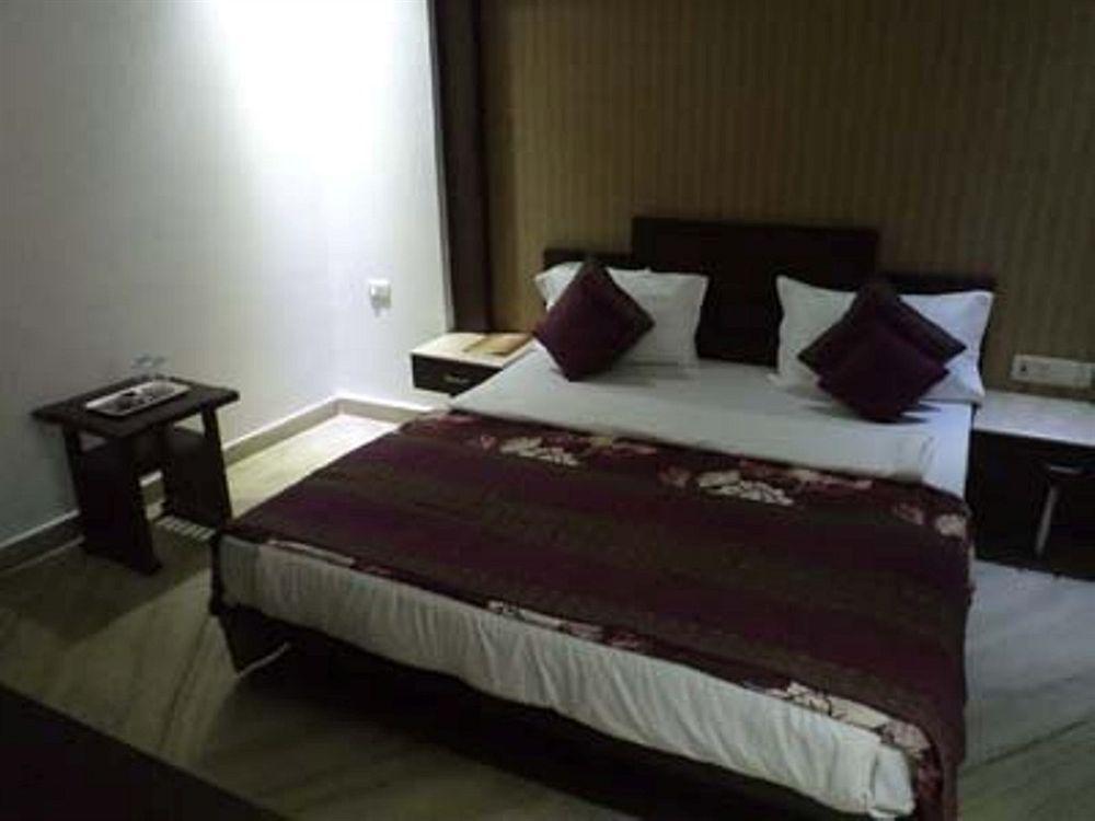 Jp Inn Hotel نيودلهي المظهر الخارجي الصورة